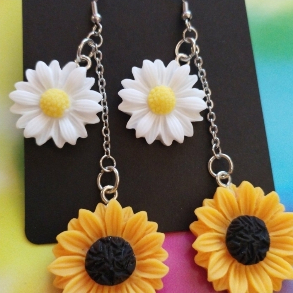 Handmade Sunflower Daisy Dangle Earrings